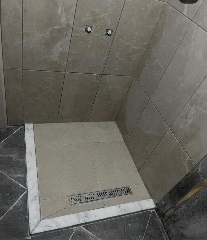 Tamamlanmış duşakabin montajı 30